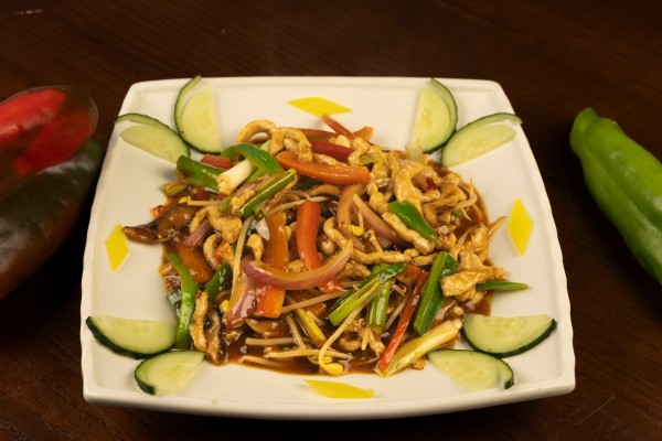 LOMO DE CERDO IBERICO SALTEADO EN SALSA YUXIANG