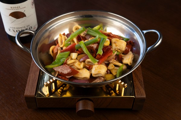 CALAMAR SALTEADO CON PIMIENTO