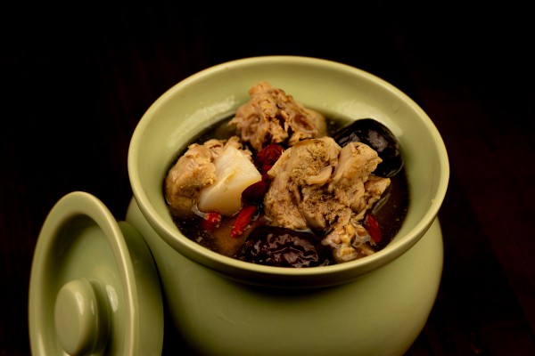 SOPA DE PATO GUISADA