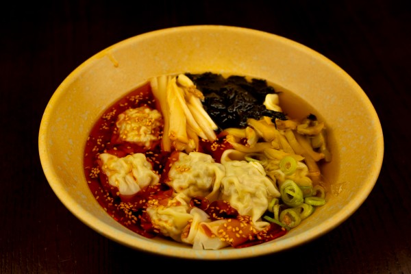 WONTONS DE POLLO Y CHAMPIÑONES