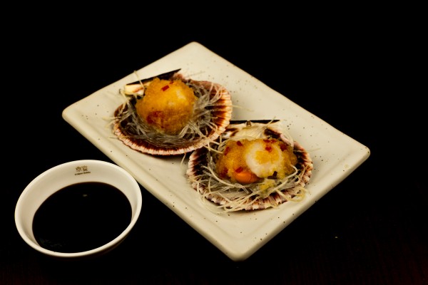 VIEIRAS CON SALSA AJO 2/UND