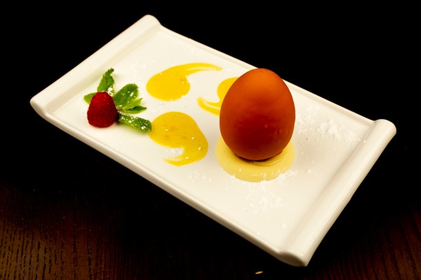 HUEVOS DE CHOCO BLANCO MANGO