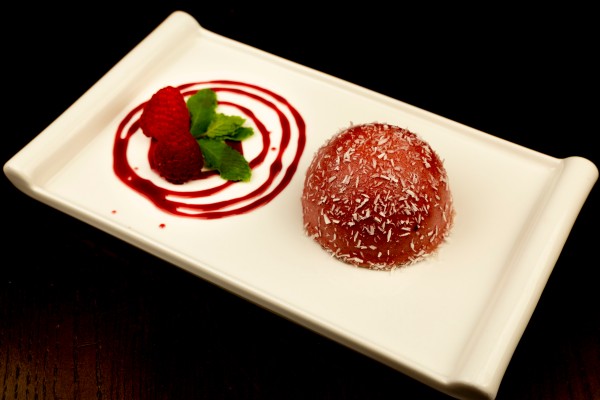 CUPULA DE COCO FRUTOS ROJOS