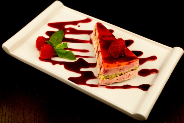 TARTA DE FRAMBUESA Y PISTACHO