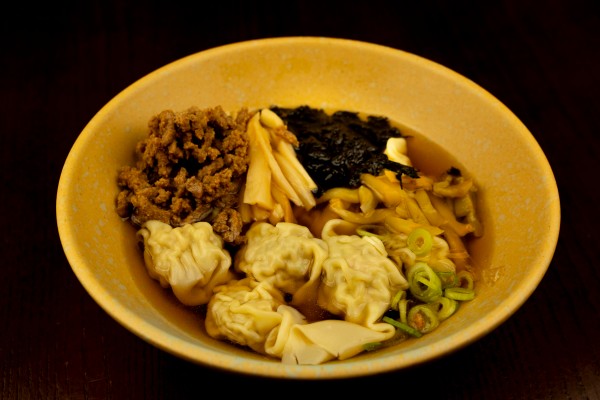 M124.WONTONS DE APIO CHANPIÑONES Y CERDO