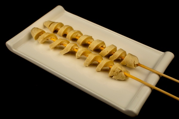 GLUTEN ASADO (BROCHETAS DE TRIGO) 2/UND