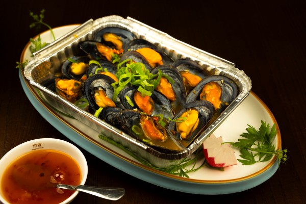 M181.MEJILLONES CON FIDEO DE ARROZ